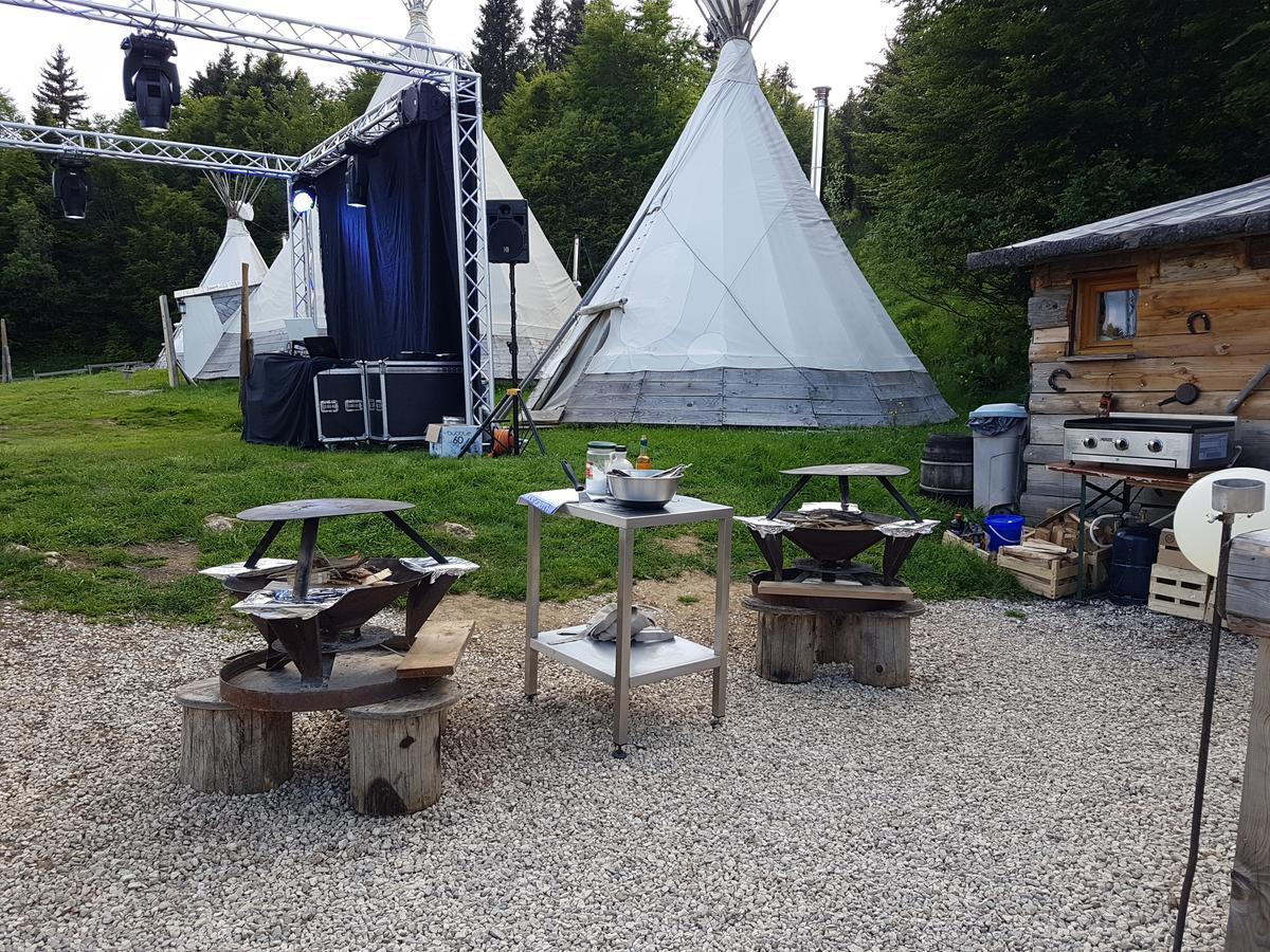 Village Tipi La Féclaz Exteriér fotografie